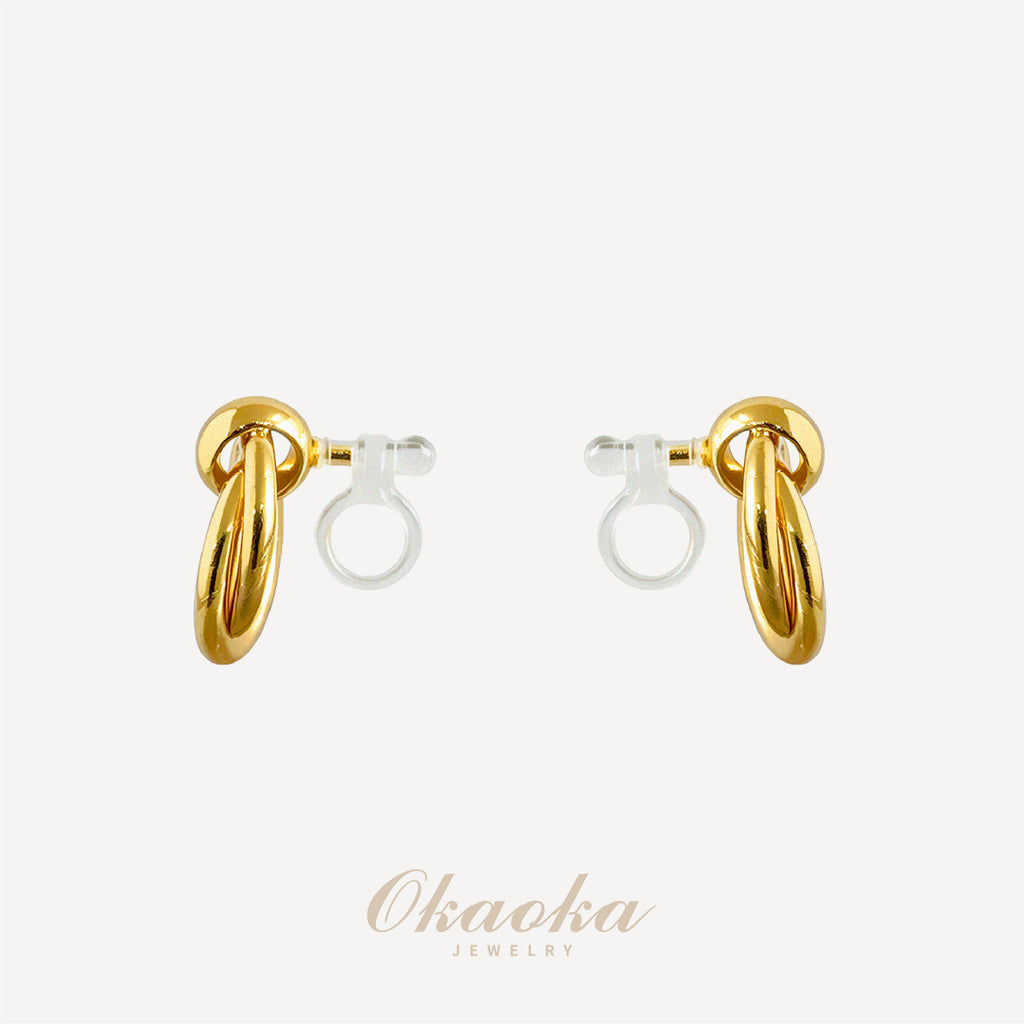 Vintage Double-Ring Gold Clip-On Earrings | Minimalist Chic